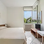 Apart Otel Village 3*