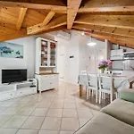 Apart Otel Village Colico