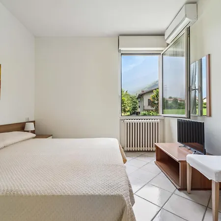 Aparthotel Village 3*