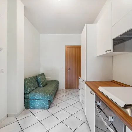 Village Aparthotel 3*