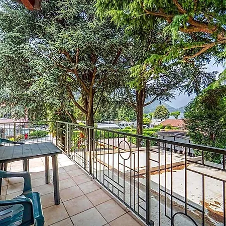 Village & شقة فندقية